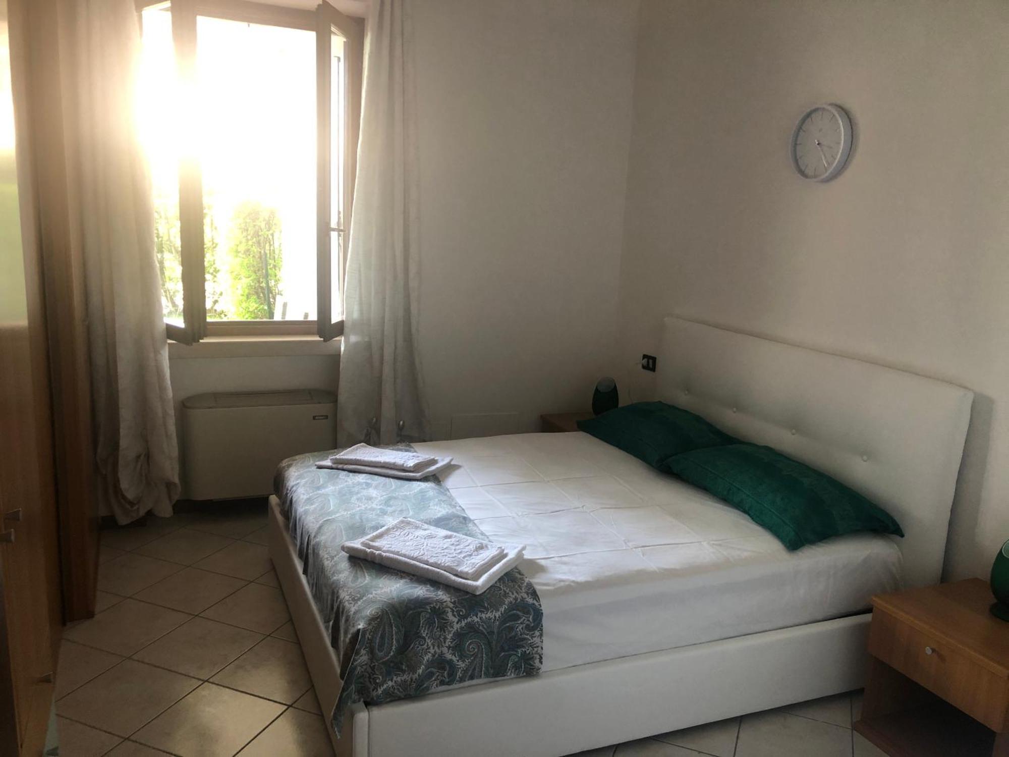 דירות דסנזאנו דל גארדה Casa Lorenzo מראה חיצוני תמונה